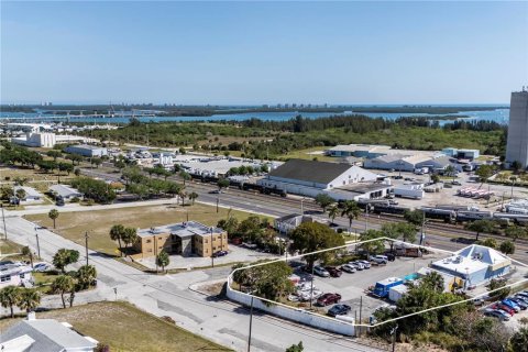 Propiedad comercial en venta en St. Lucie, Florida, 295.71 m2 № 1534491 - foto 3