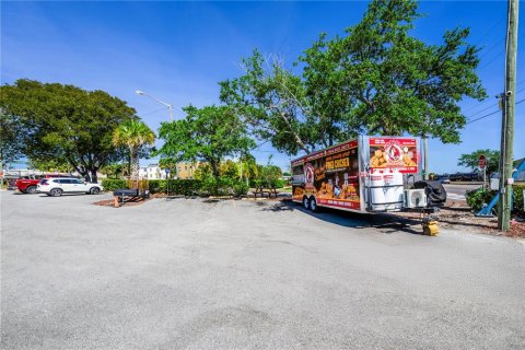 Propiedad comercial en venta en St. Lucie, Florida, 295.71 m2 № 1534491 - foto 25