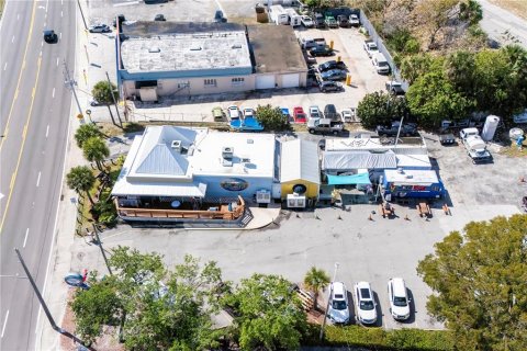 Propiedad comercial en venta en St. Lucie, Florida, 295.71 m2 № 1534491 - foto 9