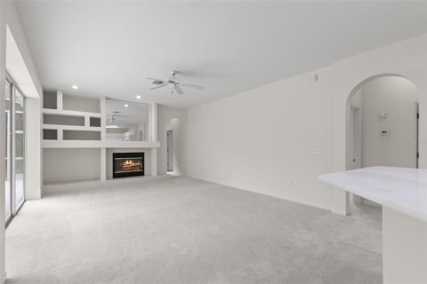 Villa ou maison à vendre à Odessa, Floride: 4 chambres, 233.74 m2 № 1848496 - photo 13