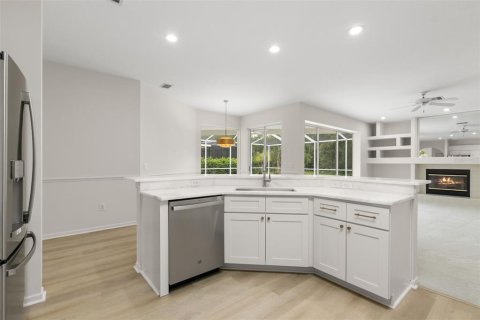 Villa ou maison à vendre à Odessa, Floride: 4 chambres, 233.74 m2 № 1848496 - photo 5