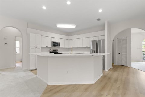 Villa ou maison à vendre à Odessa, Floride: 4 chambres, 233.74 m2 № 1848496 - photo 7