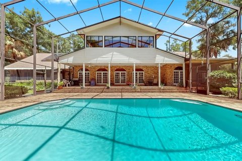 House in Valrico, Florida 4 bedrooms, 435.71 sq.m. № 1744959 - photo 5