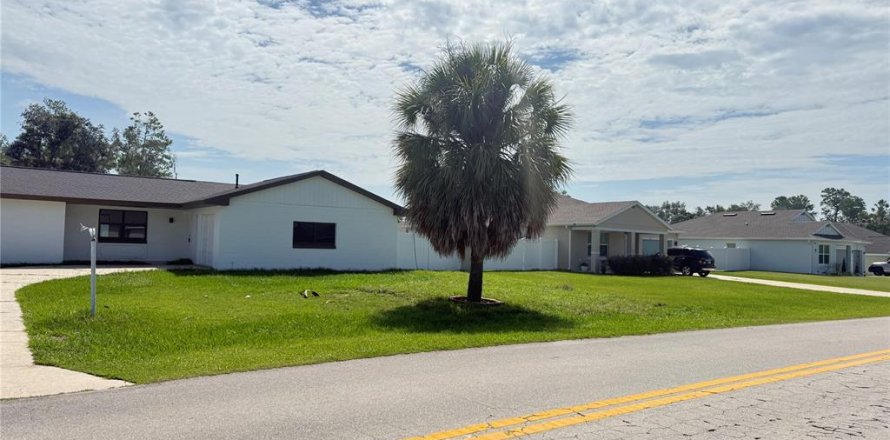 Villa ou maison à Ocala, Floride 3 chambres, 121.79 m2 № 2284982