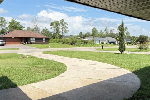 Villa ou maison à vendre à Ocala, Floride: 3 chambres, 121.79 m2 № 2284982 - photo 6