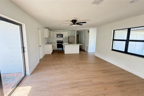 Villa ou maison à vendre à Ocala, Floride: 3 chambres, 121.79 m2 № 2284982 - photo 16