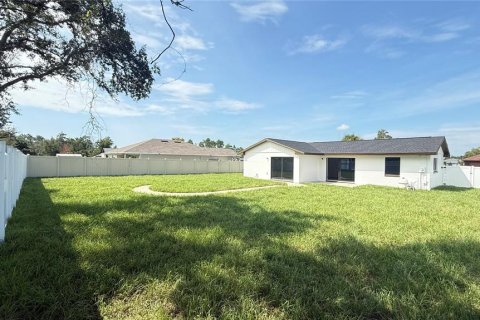 Villa ou maison à vendre à Ocala, Floride: 3 chambres, 121.79 m2 № 2284982 - photo 4