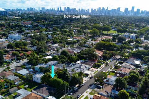 Propiedad comercial en venta en Miami, Florida, 172.43 m2 № 1882595 - foto 6