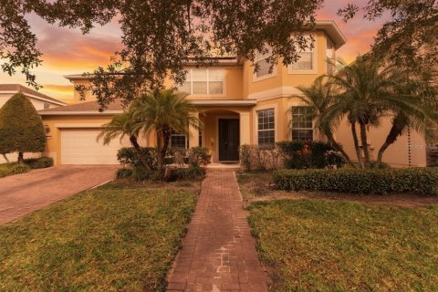 House in Windermere, Florida 4 bedrooms, 273.78 sq.m. № 2119462 - photo 2