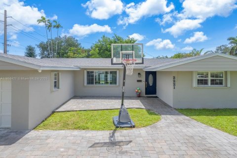 Casa en venta en Hollywood, Florida, 4 dormitorios, 146.97 m2 № 1888424 - foto 4