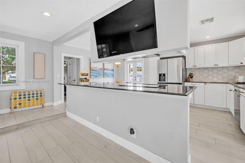 Casa en venta en Hollywood, Florida, 4 dormitorios, 146.97 m2 № 1888424 - foto 8