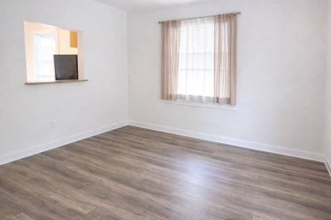 Appartement à louer à West Palm Beach, Floride: 1 chambre, 35.3 m2 № 2262006 - photo 3