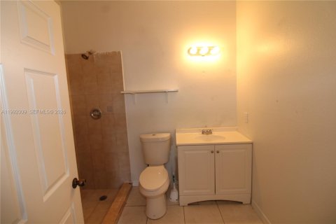 Купить виллу или дом в Хомстед, Флорида 3 спальни, 107.77м2, № 2052598 - фото 20