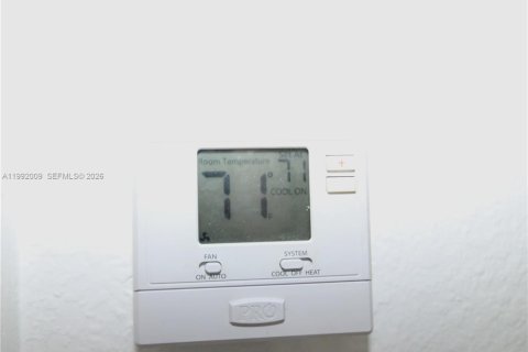 Купить виллу или дом в Хомстед, Флорида 3 спальни, 107.77м2, № 2052598 - фото 28