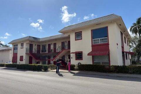 Condo à Hallandale Beach, Floride, 2 chambres № 2028729