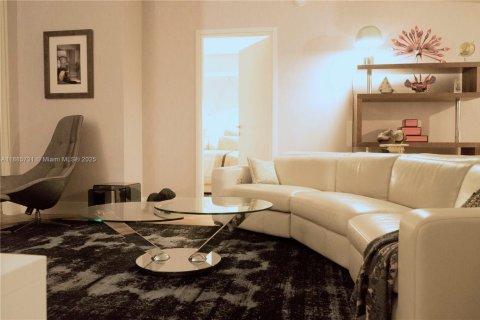 Condominio en venta en Miami, Florida, 2 dormitorios, 99.96 m2 № 1940959 - foto 6