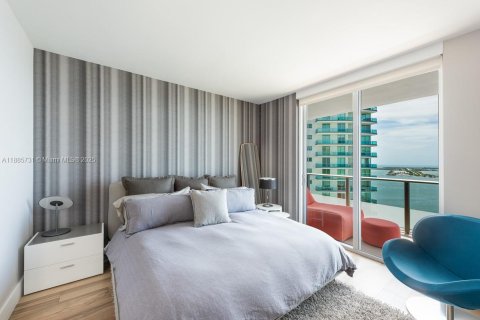 Condominio en venta en Miami, Florida, 2 dormitorios, 99.96 m2 № 1940959 - foto 18