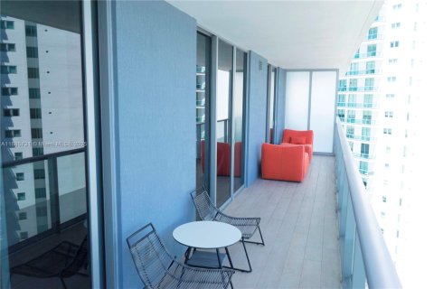 Condominio en venta en Miami, Florida, 2 dormitorios, 99.96 m2 № 1940959 - foto 14