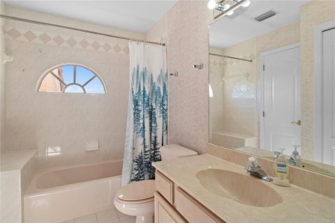 Купить виллу или дом в Гроувленд, Флорида 9 комнат, 347.92м2, № 2109683 - фото 30