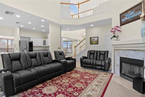 Купить виллу или дом в Гроувленд, Флорида 9 комнат, 347.92м2, № 2109683 - фото 15