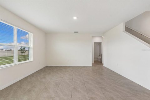 House in Wesley Chapel, Florida 5 bedrooms, 242.01 sq.m. № 2205415 - photo 23