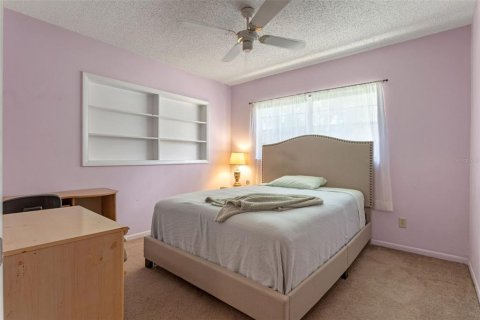 Casa en venta en Brooksville, Florida, 4 dormitorios, 234.21 m2 № 1827890 - foto 18