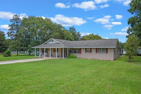 Casa en venta en Brooksville, Florida, 4 dormitorios, 234.21 m2 № 1827890 - foto 2