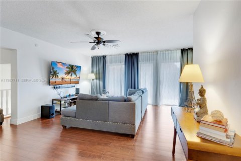 Copropriété à vendre à Miramar, Floride: 2 chambres, 92.9 m2 № 2049083 - photo 5