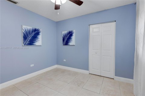 Copropriété à vendre à Miramar, Floride: 2 chambres, 92.9 m2 № 2049083 - photo 24