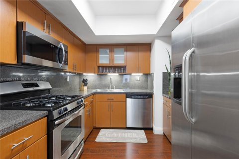 Copropriété à vendre à Miramar, Floride: 2 chambres, 92.9 m2 № 2049083 - photo 14