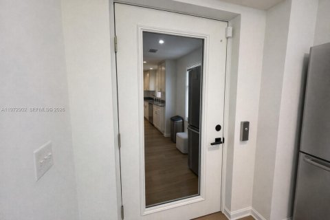 Casa en venta en West Palm Beach, Florida, 2 dormitorios, 111.48 m2 № 2033279 - foto 15