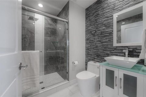 Copropriété à vendre à Tampa, Floride: 3 chambres, 161 m2 № 1909012 - photo 28