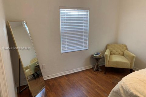 Villa ou maison à louer à Miami, Floride: 3 chambres, 111.48 m2 № 2068089 - photo 20