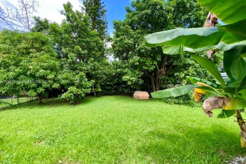 Villa ou maison à louer à Miami, Floride: 3 chambres, 111.48 m2 № 2068089 - photo 29