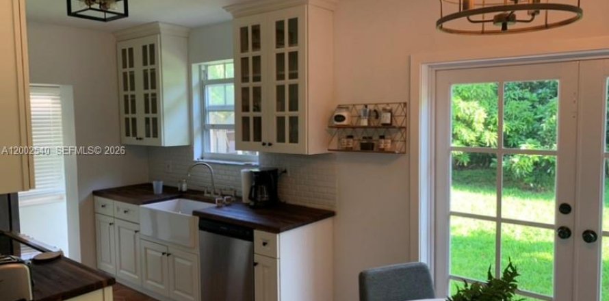 Villa ou maison à Miami, Floride 3 chambres, 111.48 m2 № 2068089