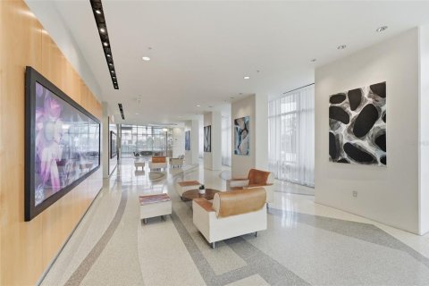 Copropriété à vendre à Orlando, Floride: 2 chambres, 134.15 m2 № 2396071 - photo 8