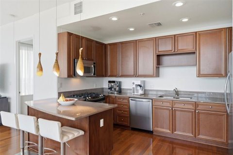 Copropriété à vendre à Orlando, Floride: 2 chambres, 134.15 m2 № 2396071 - photo 11