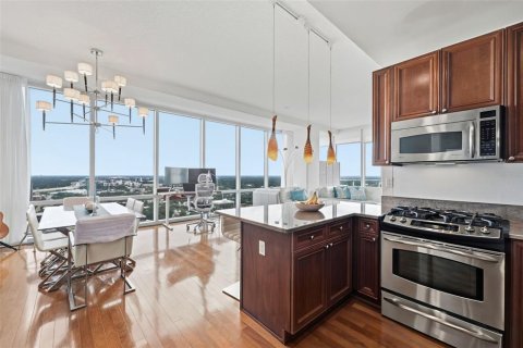 Copropriété à vendre à Orlando, Floride: 2 chambres, 134.15 m2 № 2396071 - photo 13