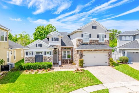 House in Orlando, Florida 4 bedrooms, 263.94 sq.m. № 2092228