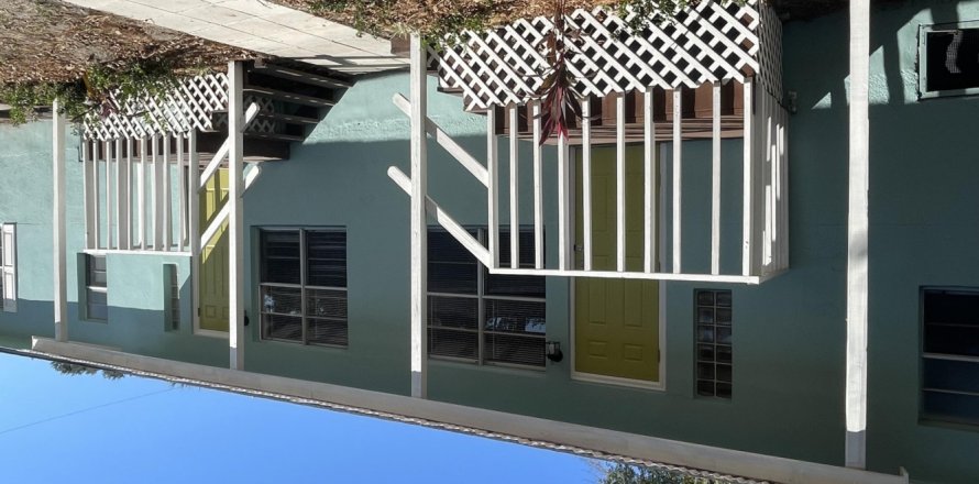 Villa ou maison à Atlantic Beach, Floride 2 chambres, 69.68 m2 № 834665