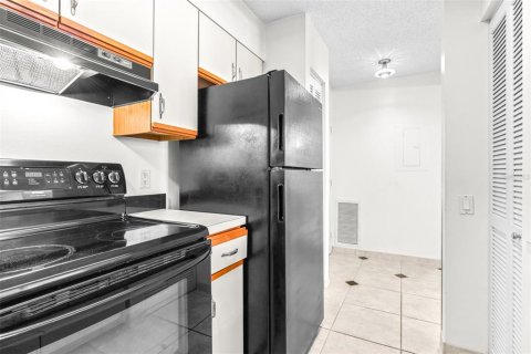 Купить кондоминиум в Клируотер, Флорида 3 комнаты, 62.71м2, № 1526429 - фото 12