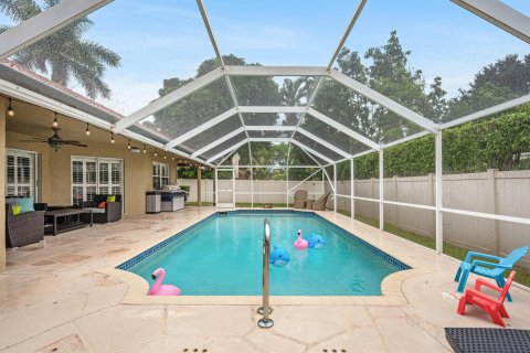 House in Wellington, Florida 4 bedrooms, 204.38 sq.m. № 2399998 - photo 30