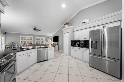 House in Wellington, Florida 4 bedrooms, 204.38 sq.m. № 2399998 - photo 10