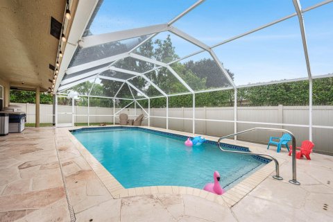 House in Wellington, Florida 4 bedrooms, 204.38 sq.m. № 2399998 - photo 28