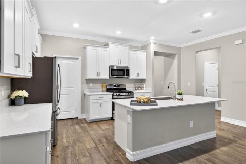 Casa en alquiler en Brooksville, Florida, 3 dormitorios, 199.28 m2 № 2091500 - foto 13