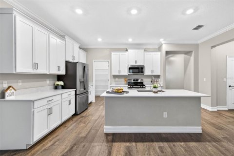 Casa en alquiler en Brooksville, Florida, 3 dormitorios, 199.28 m2 № 2091500 - foto 12