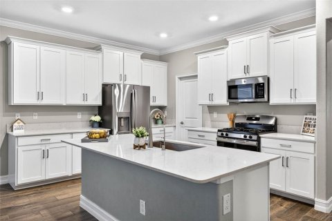 Casa en alquiler en Brooksville, Florida, 3 dormitorios, 199.28 m2 № 2091500 - foto 11