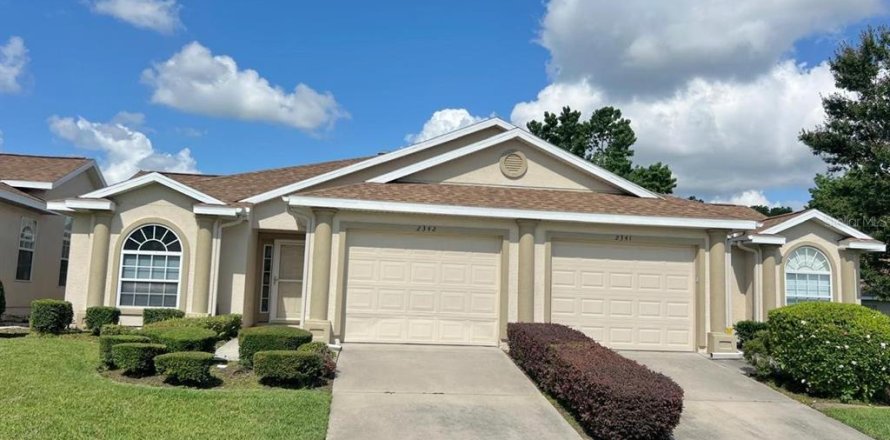 Adosado en Ocala, Florida 3 dormitorios, 124.21 m2 № 1886422