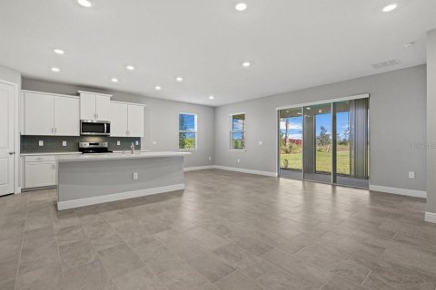 Casa en alquiler en Bradenton, Florida, 4 dormitorios, 189.99 m2 № 1724783 - foto 4