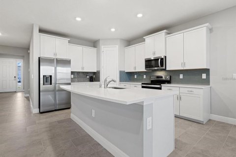 Casa en alquiler en Bradenton, Florida, 4 dormitorios, 189.99 m2 № 1724783 - foto 2